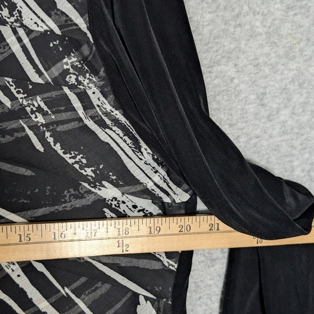 Chicos Travelers Top Size 3 Black Abstract 3/4 Sleeve Scoop Neck XL Tiered - Picture 7 of 11